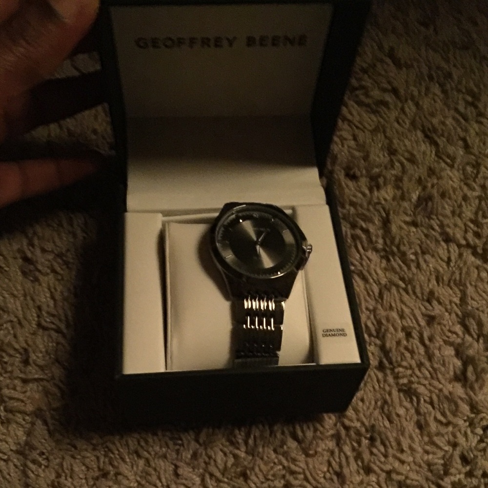 brand new Geoferry Beene watch
